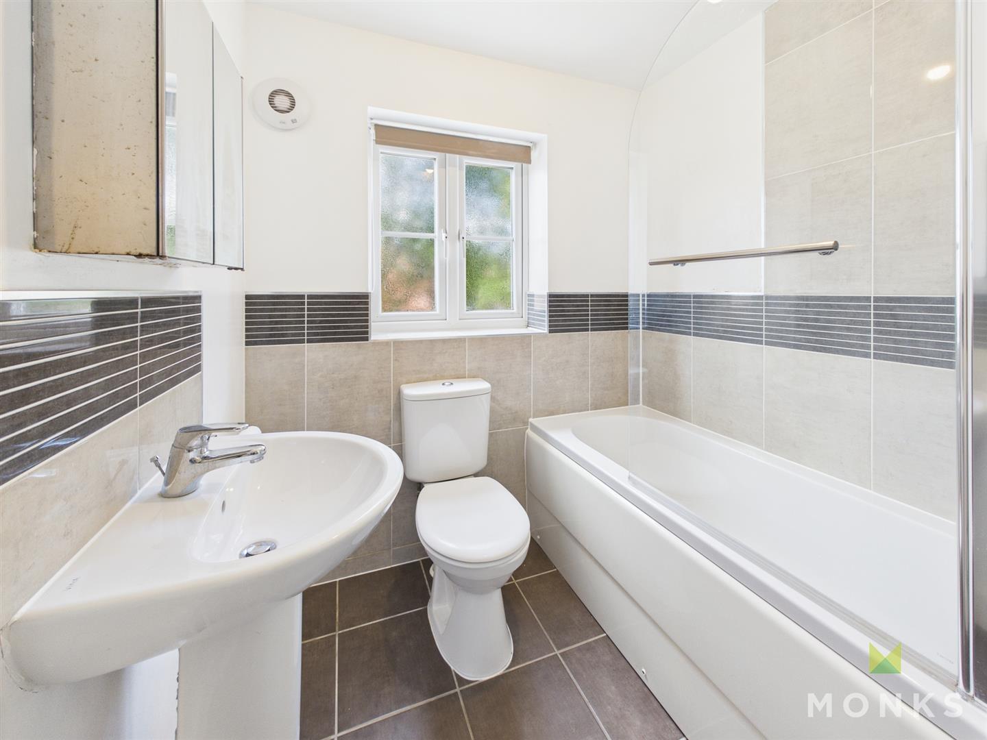 21 Barn Owl Way, Shrewsbury, SY3 5FA For Sale